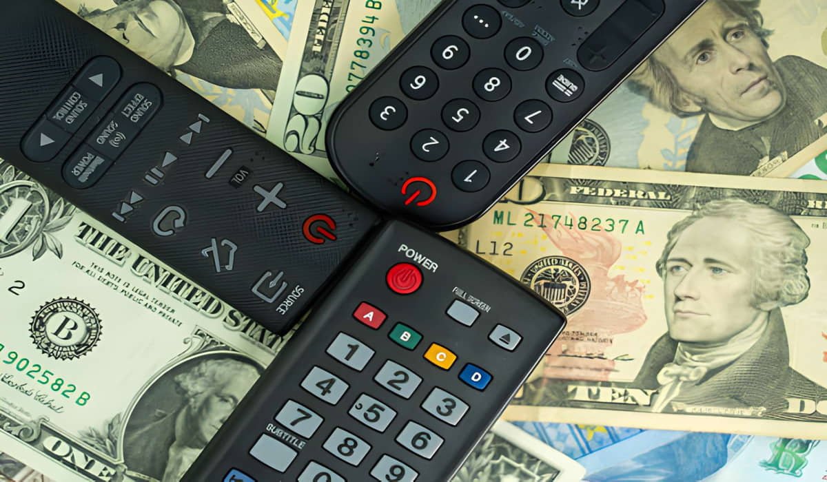 iptv cost so much in lebanon